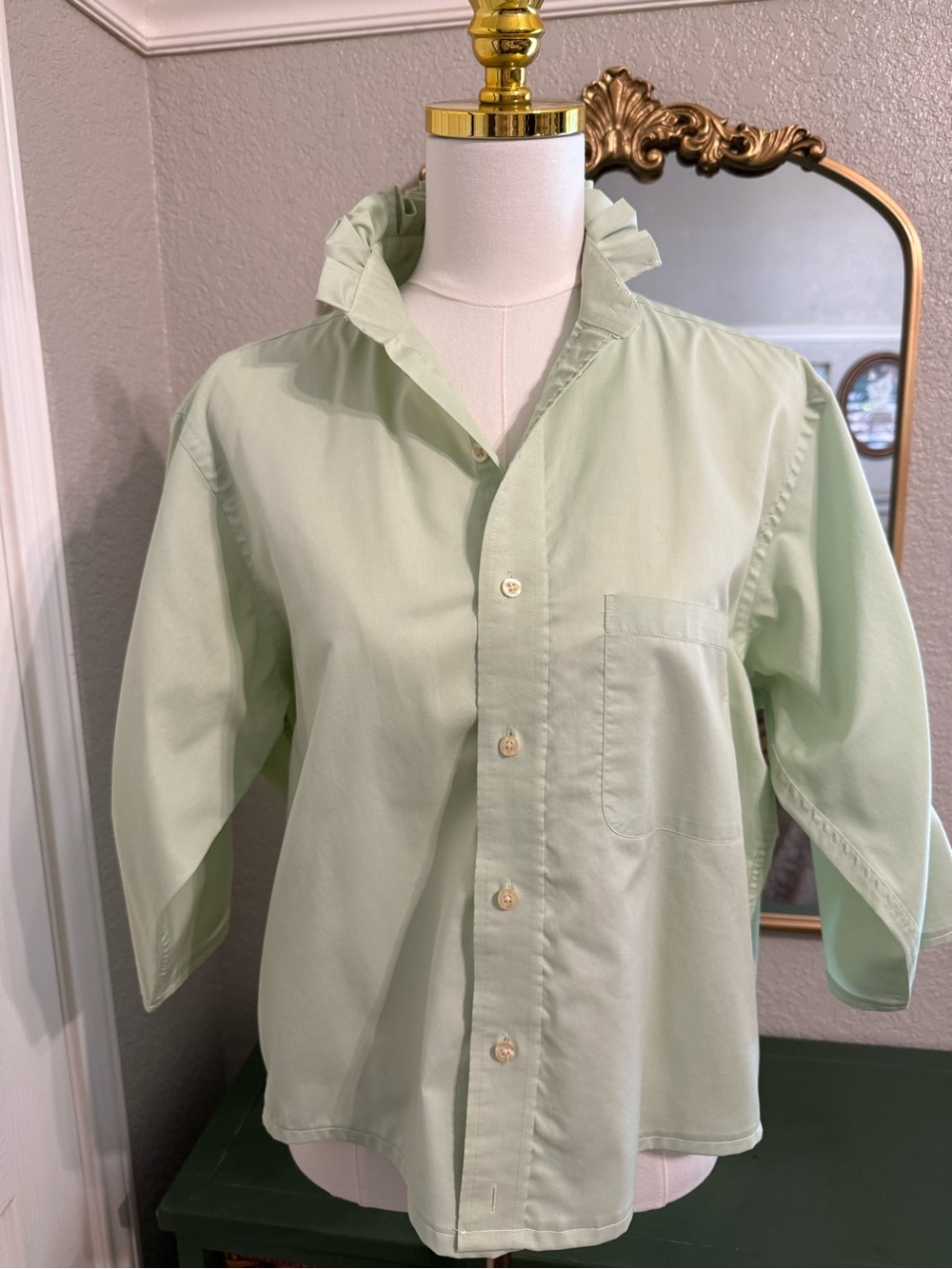 Women’s Mint Green Ruffle Collar Button-Down Shirt
